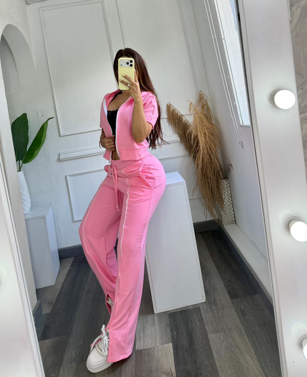 Conjunto Deportivo Dama Fendi Dos Piezas – Pantalón Bota Ancha – Talla Única